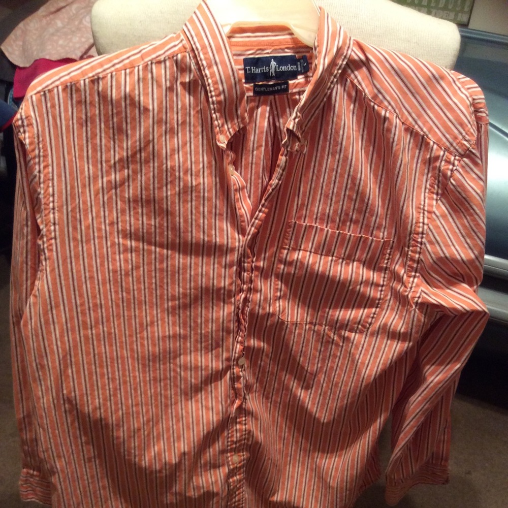 T. Harris London xlarge Button Up